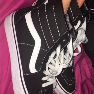 Black high top vans